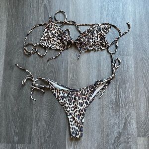 Medium shein leopard frill trim bikini